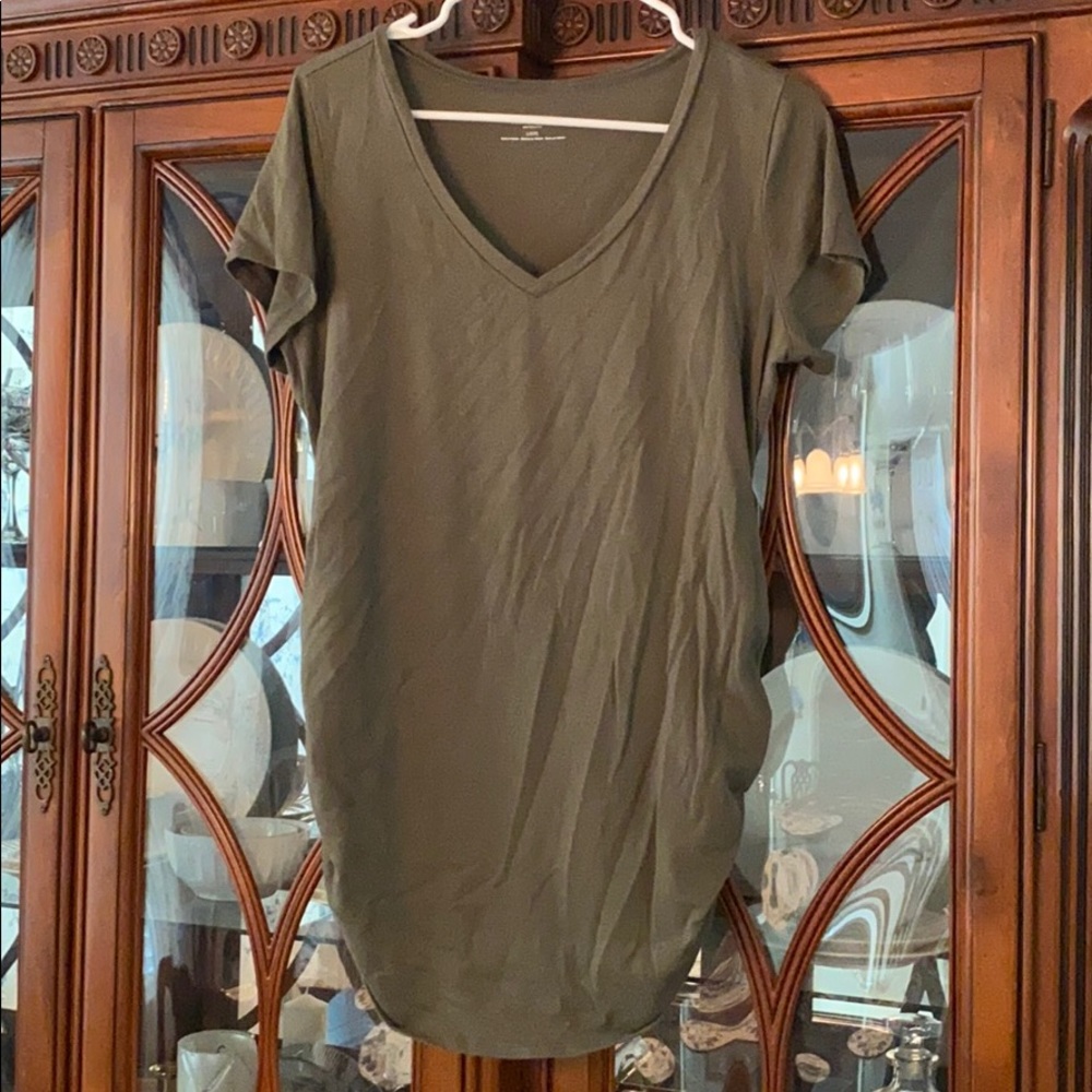 Maternity tshirt
